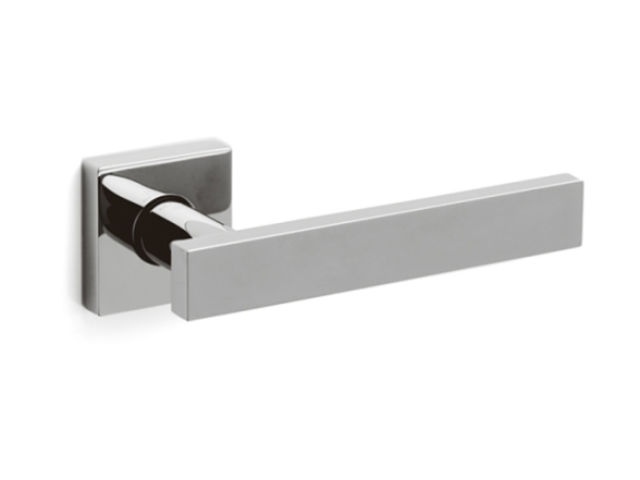 Дверные ручки с квадратной розеткой