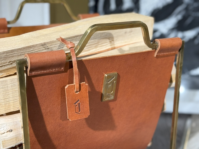 Каминный набор с дровницей FURNITEK FG-01126 полированная латунь состаренная